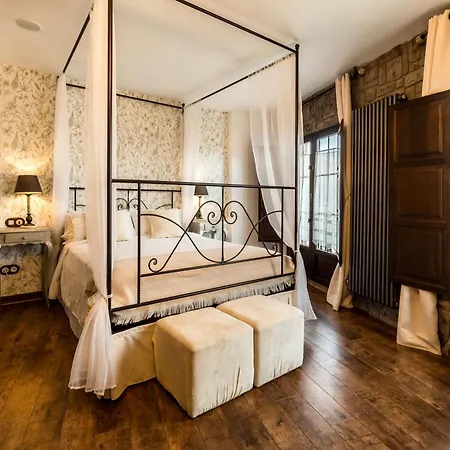 فندق Rural La Tenada 3*